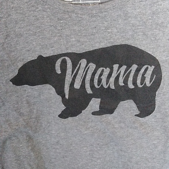 🧸 Mama Bear Maternity T-shirt Size XL - Picture 2 of 5